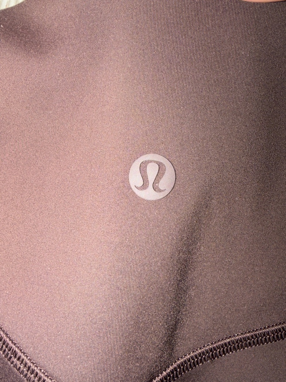 Lululemon Wunder Under - Size 6 Square Tag - Picture 5 of 7